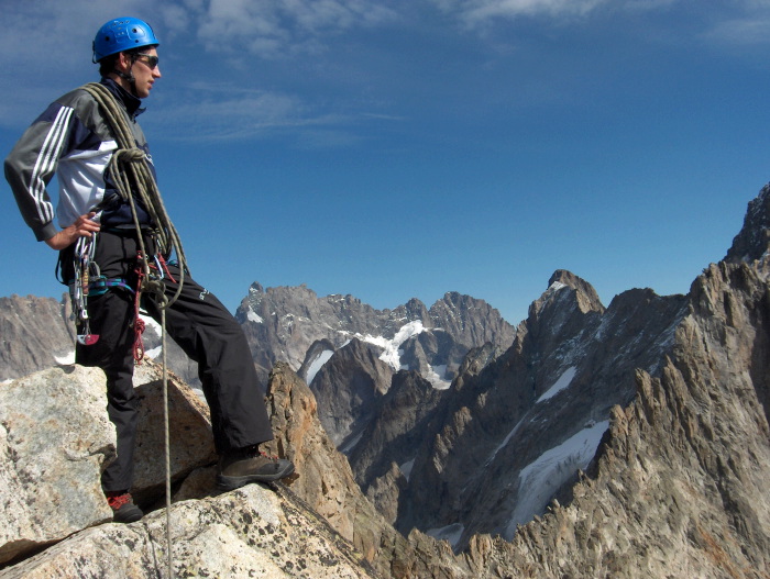 Sommet de l'aiguille centrale du Soreiller 3338m